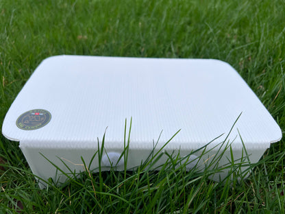 Ultralight camping table just 73 g by NOVICE WILD CAMPER