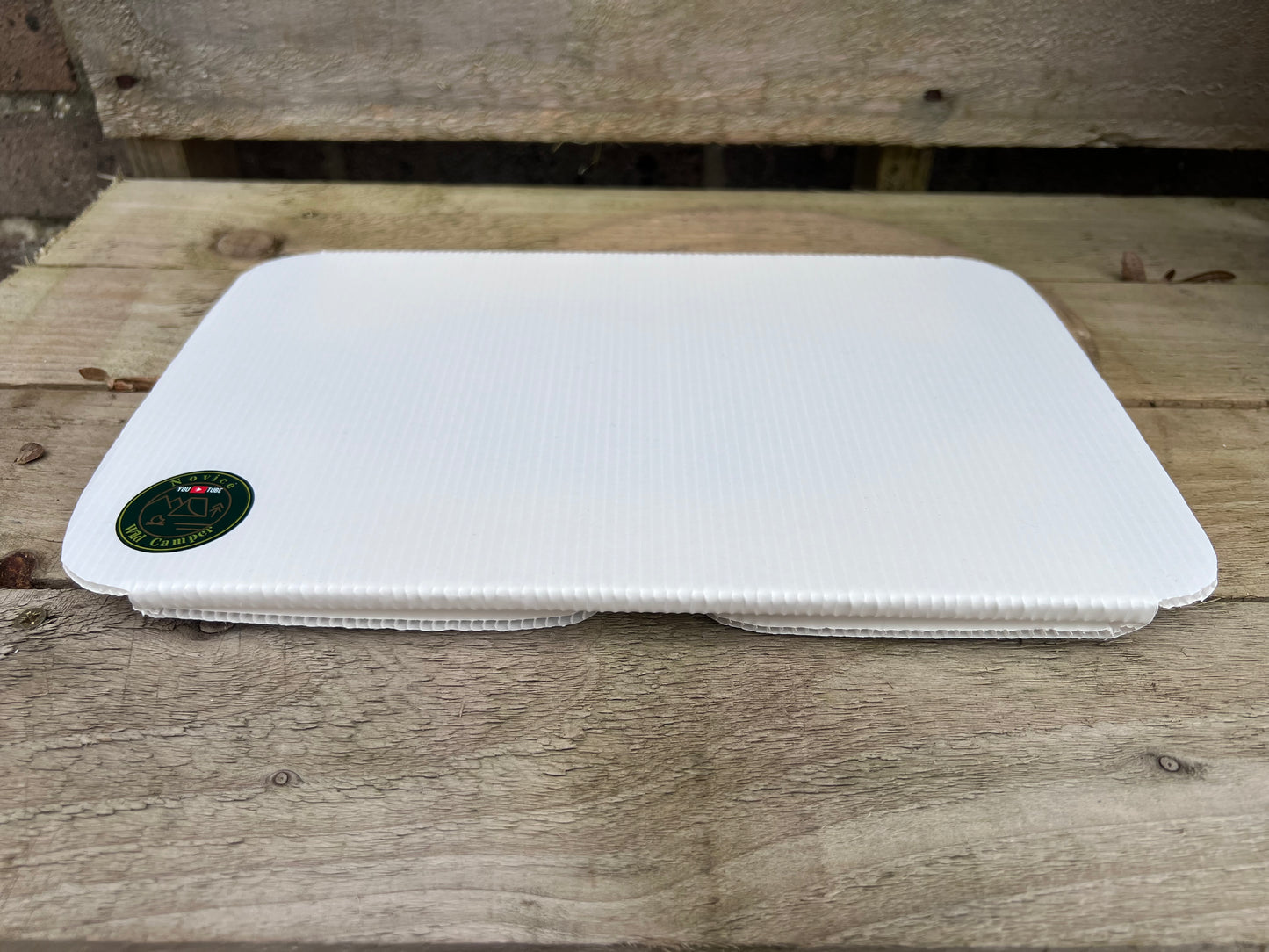 Ultralight camping table just 73 g by NOVICE WILD CAMPER