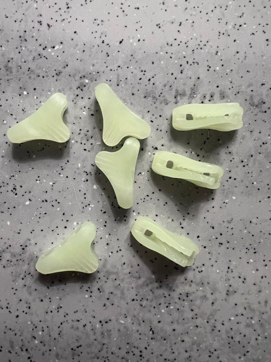 GLOW IN THE DARK 2mm line locks