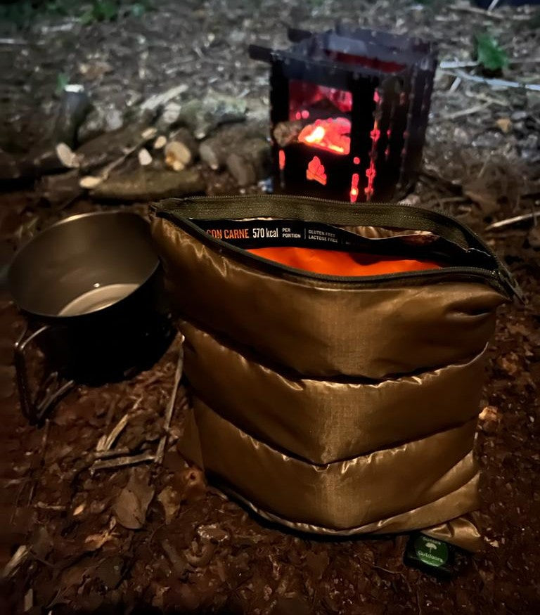 SUSSEX OUTDOORS/  INSULATED POUCH for food & batteries!!