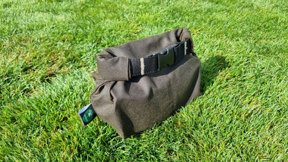 SUSSEX OUTDOORS / WAXED CANVAS ROLL TOP BAG